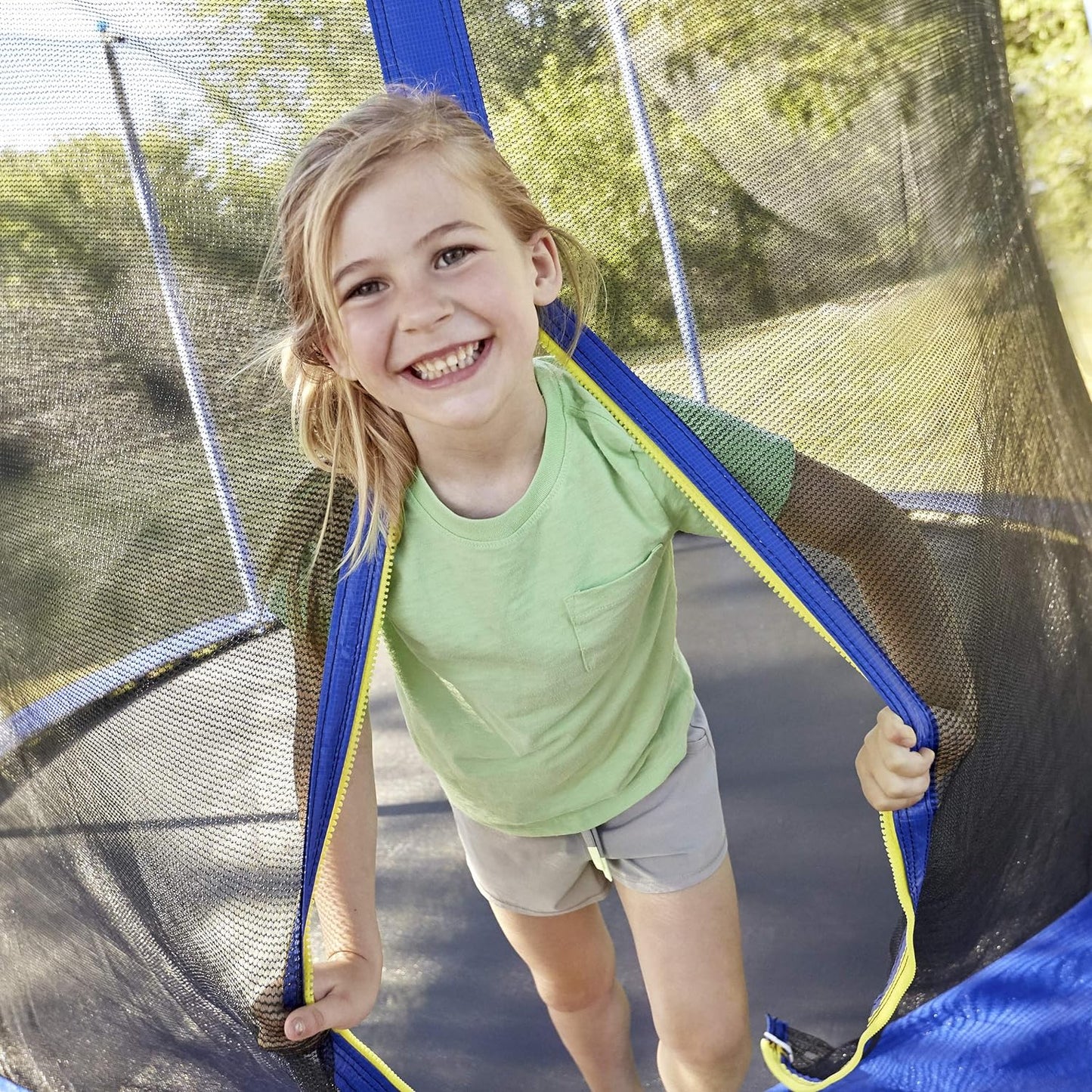 Little Tikes Mega 10-Foot Trampoline With Net, Ages 6+ 100Kg